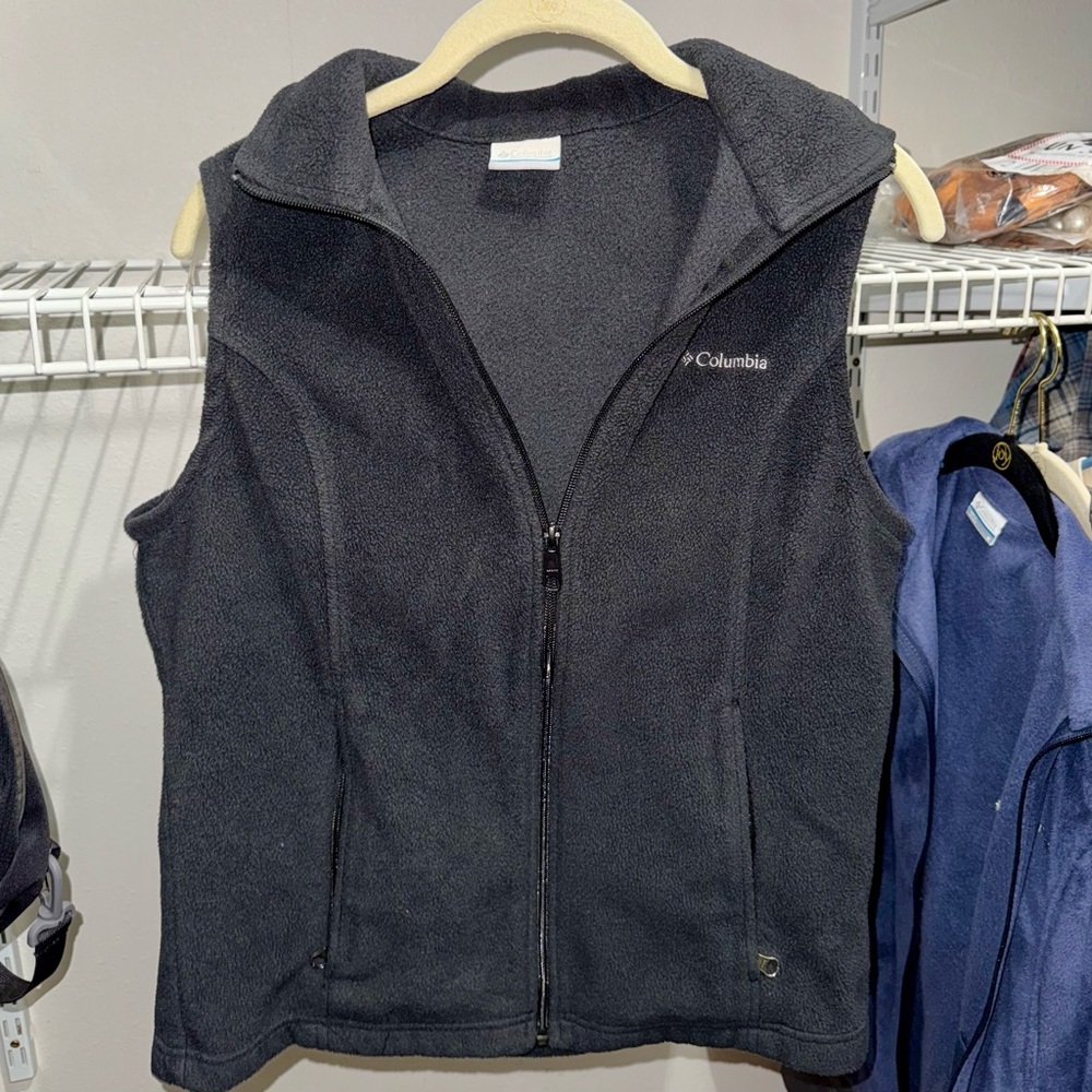 Columbia Charcoal Fleece Vest
